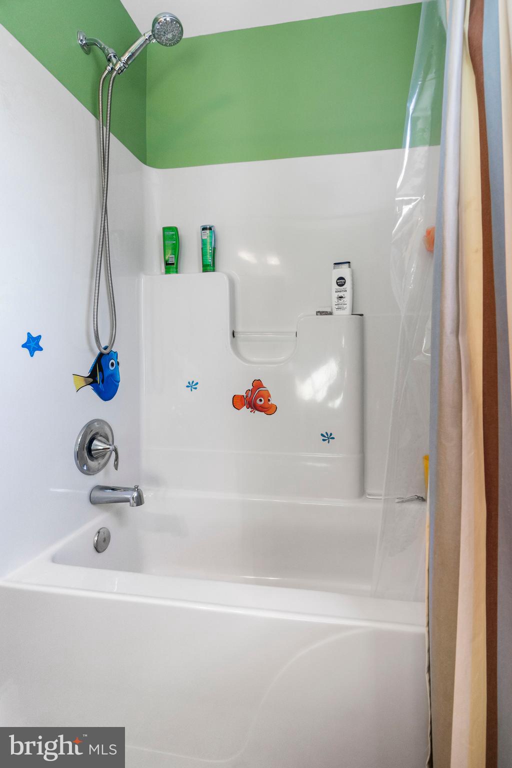 3696 Emory Church Road Street, MD 21154 - Photo 30 of 56 Tub / Shower