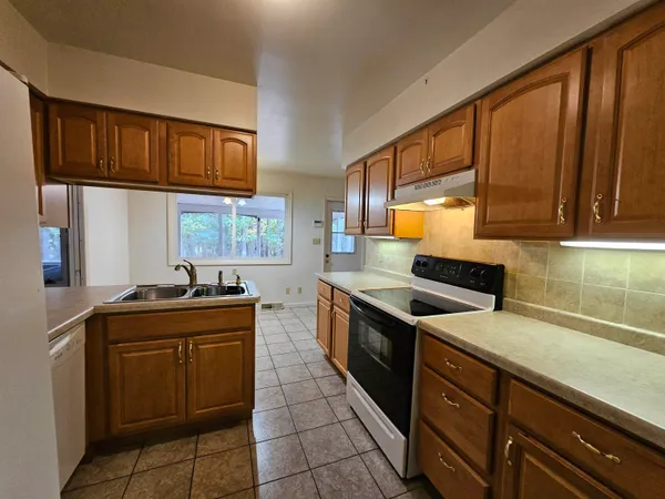 $324,900 | N2071 Mary Jane Circle, Waupaca, WI 54981