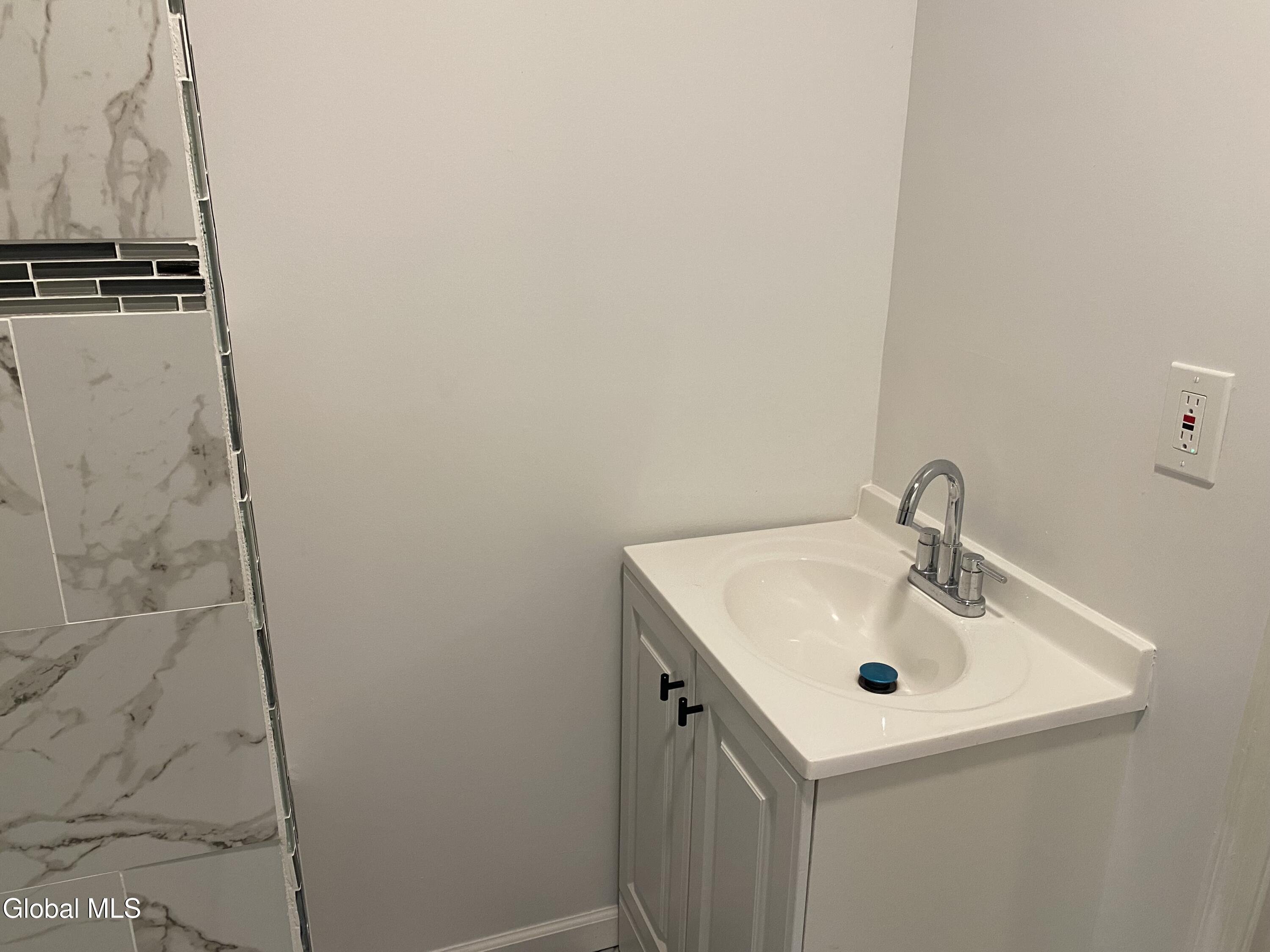 1084 Webster Street Schenectady, NY 12303 - Photo 15 of 28 IMG_3785