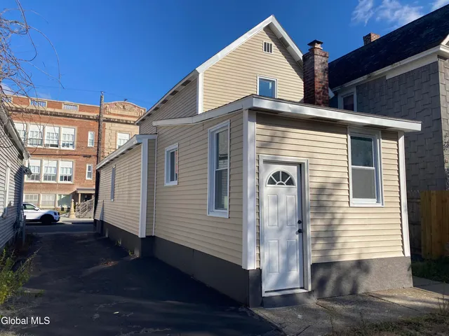 $249,900 | 1084 Webster Street, Schenectady, NY 12303