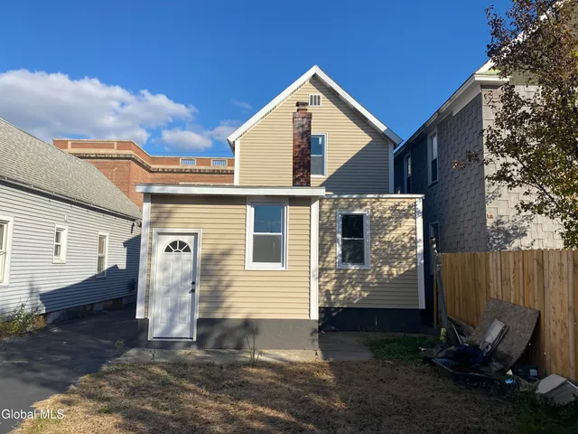 $249,900 | 1084 Webster Street, Schenectady, NY 12303
