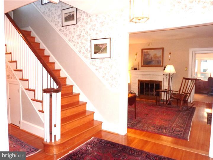 434 Vernon Road Jenkintown, PA 19046 - Photo 3 of 21 Gallery Image 3
