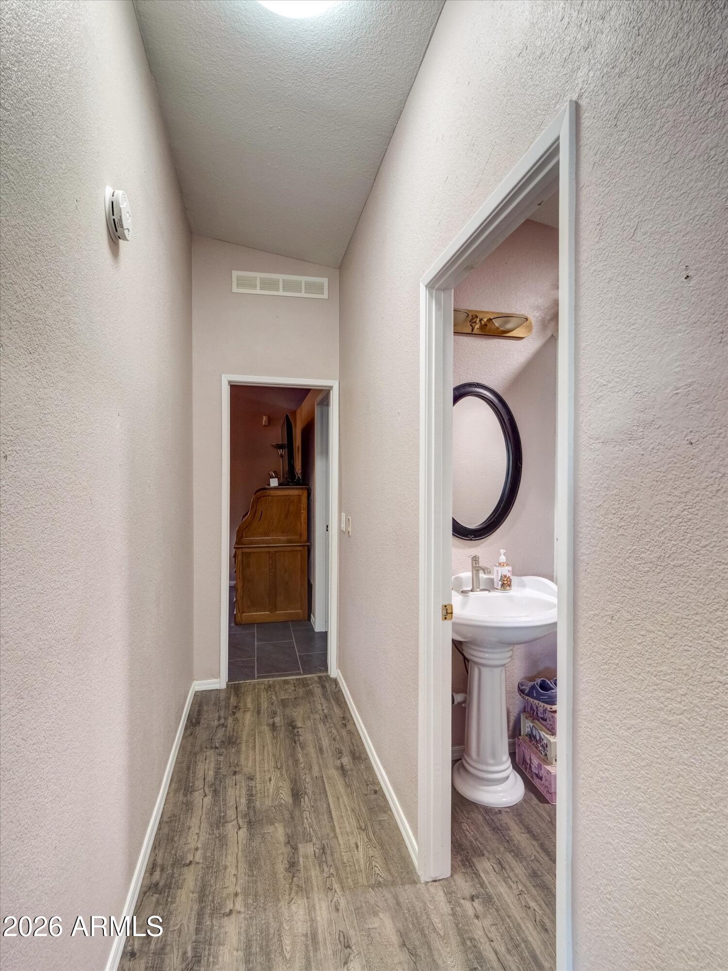 3901 East Pinnacle Peak Road, Unit 250 Phoenix, AZ 85050 - Photo 16 of 24 Hallway