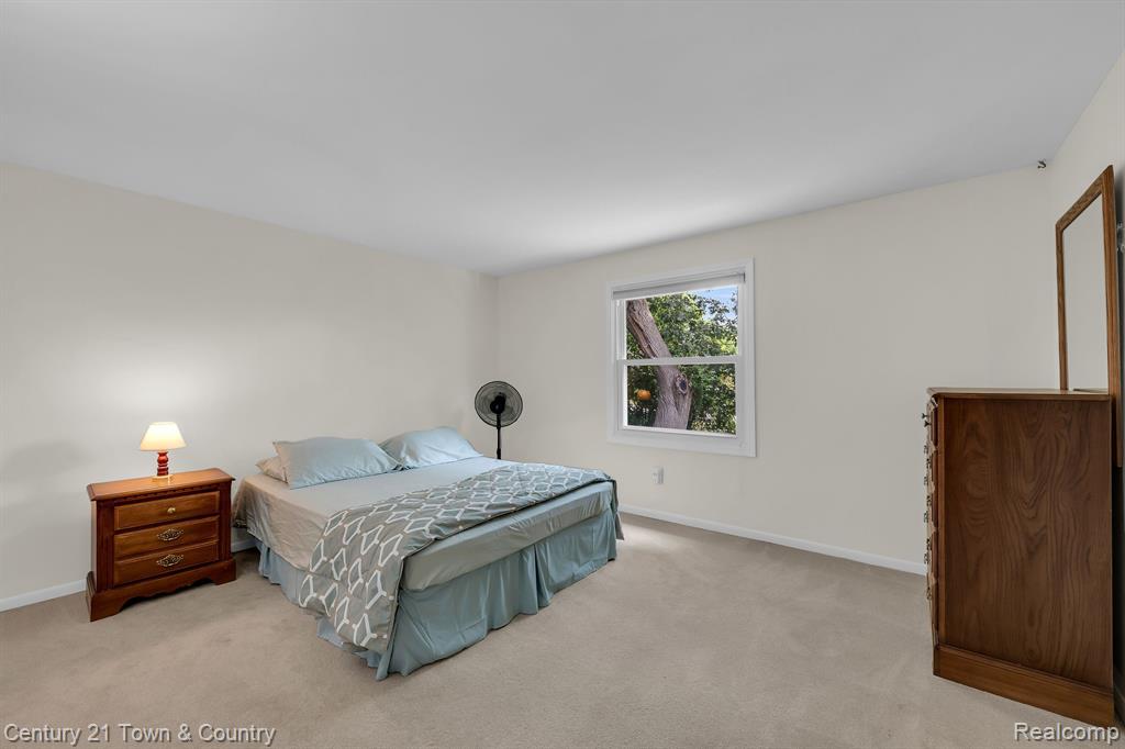 3660 Old Tree Court Rochester Hills, MI 48309 - Photo 24 of 41