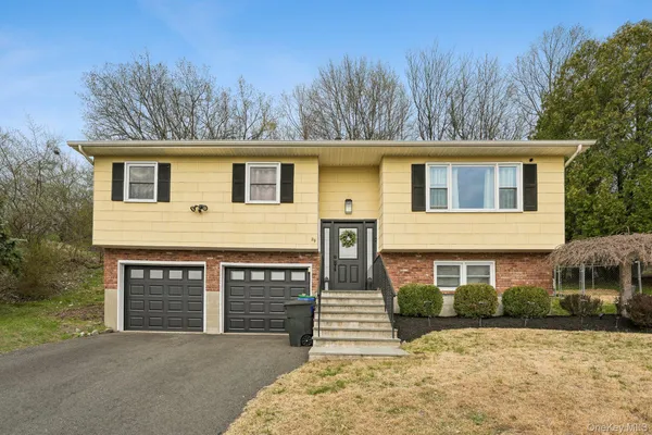 $600,000 | 29 Adams Drive, Stony Point, NY 10980