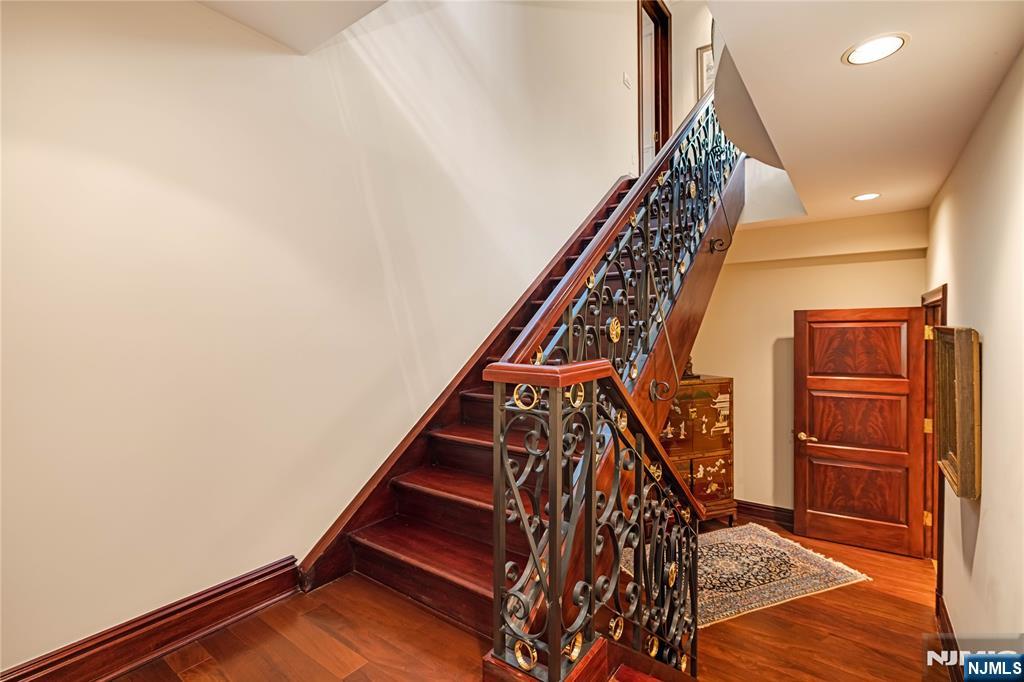 67 Adams Drive Cresskill, NJ 07626 - Photo 28 of 48