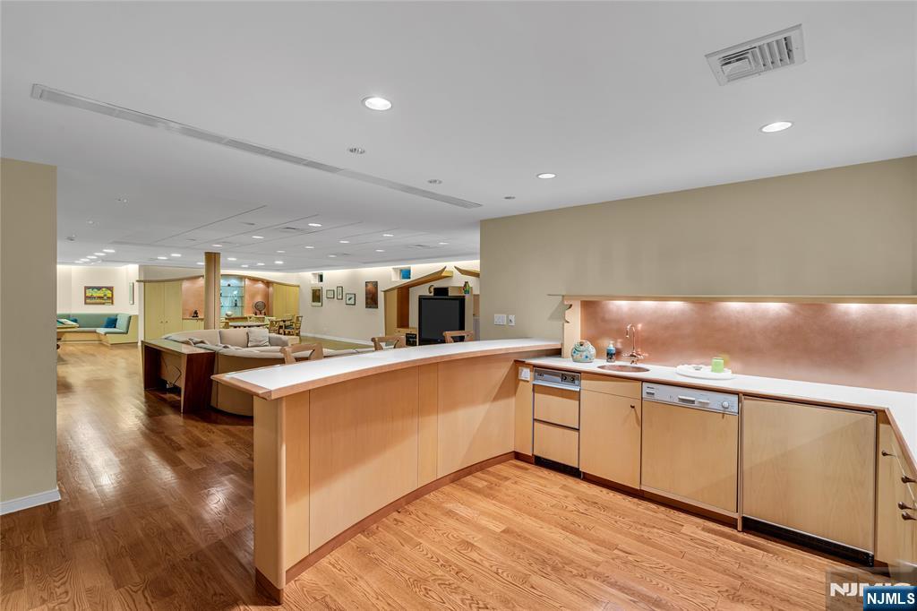 67 Adams Drive Cresskill, NJ 07626 - Photo 33 of 48
