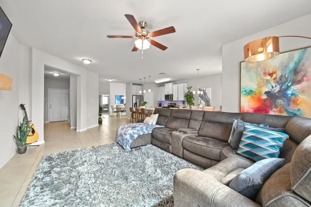 $550,000 | 13536 Larrys Lane, Manchaca, TX 78652