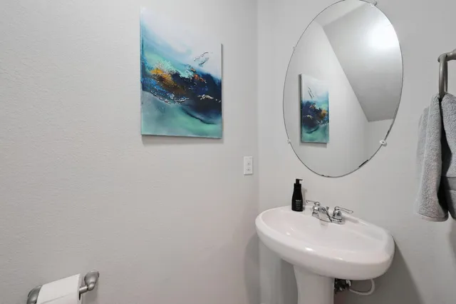 $550,000 | 13536 Larrys Lane, Manchaca, TX 78652