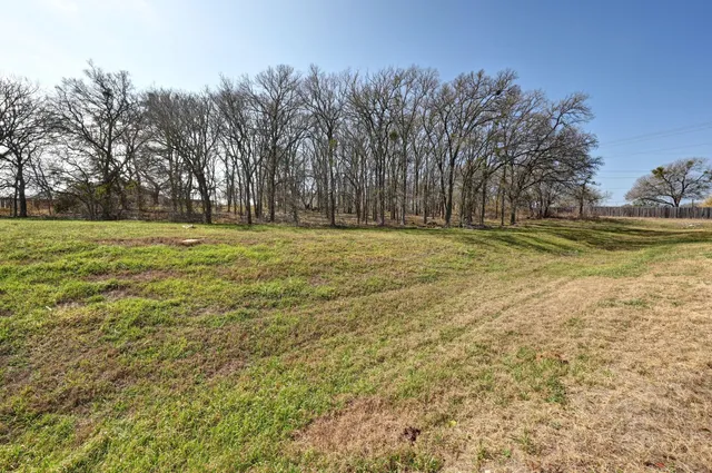 $550,000 | 13536 Larrys Lane, Manchaca, TX 78652