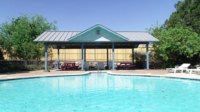 $550,000 | 13536 Larrys Lane, Manchaca, TX 78652