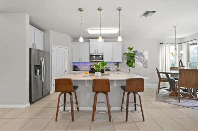 $550,000 | 13536 Larrys Lane, Manchaca, TX 78652