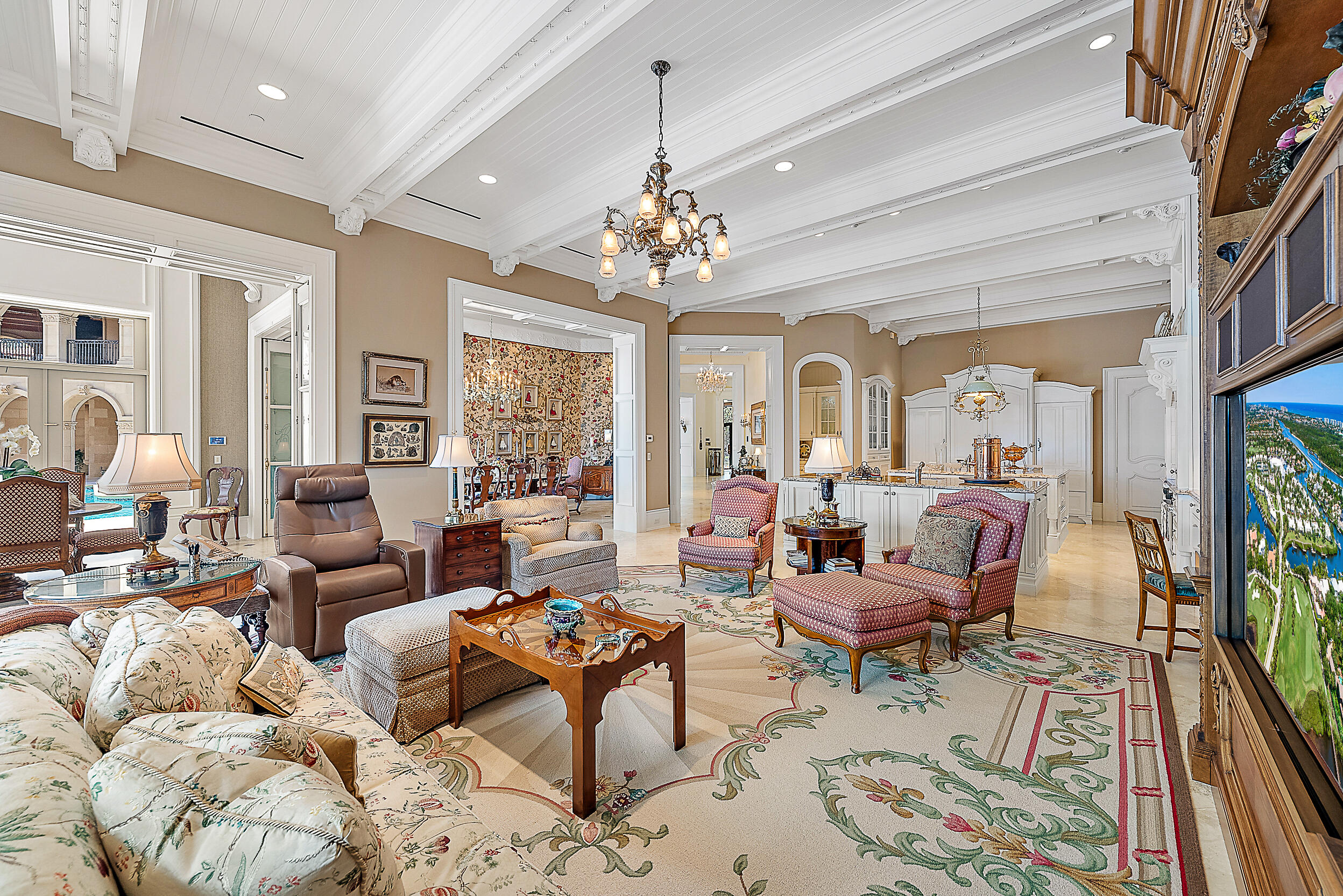 209 Commodore Drive Jupiter, FL 33477 - Photo 10 of 75 Family Room