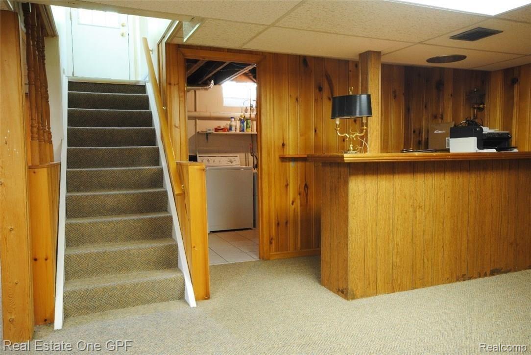 1325 Roslyn Road Grosse Pointe, MI 48236 - Photo 24 of 33 DSC_3776.jpg