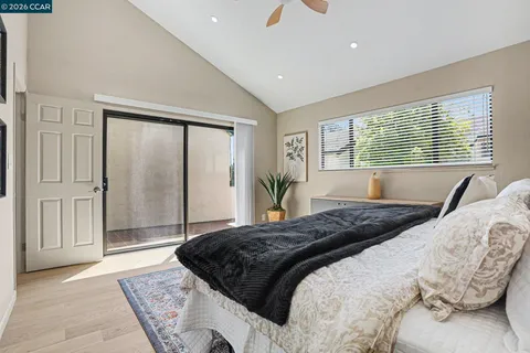 $1,149,000 | 210 Carob Lane, Alameda, CA 94502
