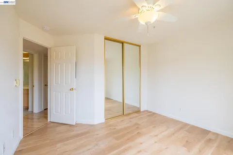 $475,000 | 21103 Gary Drive, Unit 318A, Castro Valley, CA 94546