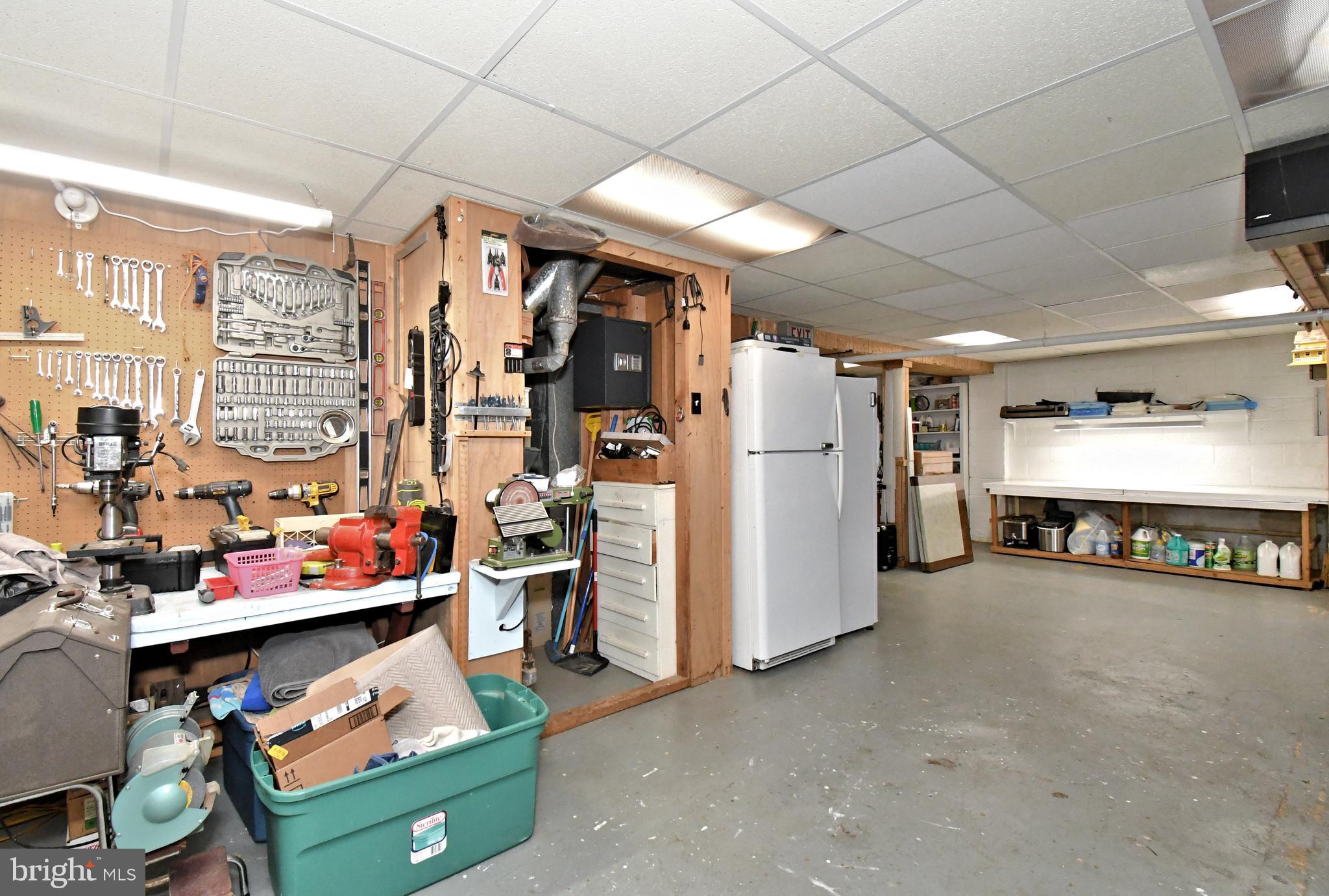 5 Royal Oak Road Lawrence Township, NJ 08648 - Photo 34 of 53