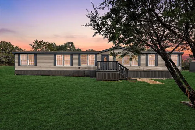 $325,000 | 149 Pioneer Trail, Weatherford, TX 76087