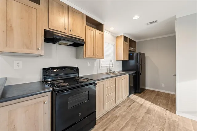 $295,000 | 149 Pioneer Trail, Weatherford, TX 76087