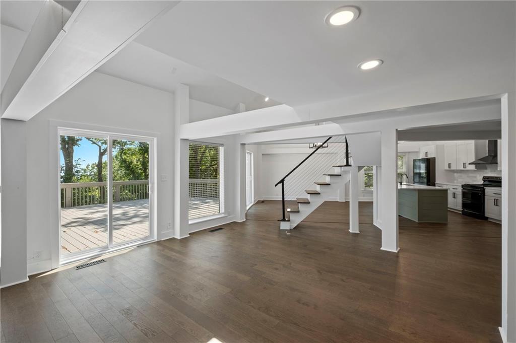 62 Bear Cub Ridge Big Canoe, GA 30143 - Photo 13 of 35 a view of entryway and hall with wooden floor