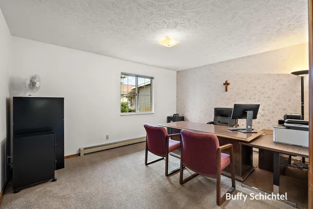 $325,000 | 211 York View Place Northwest, Comstock Park, MI 49321