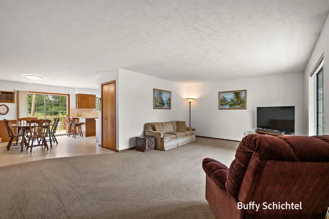 $325,000 | 211 York View Place Northwest, Comstock Park, MI 49321