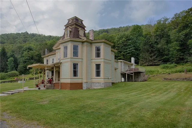 $629,900 | 1317 County Highway, Hancock, NY 13783