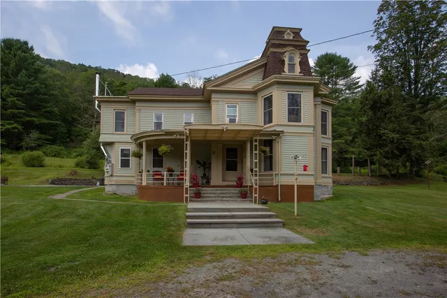 $629,900 | 1317 County Highway, Hancock, NY 13783