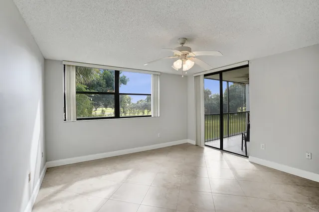 $299,000 | 6530 Boca Del Mar Drive, Unit 232, Boca Raton, FL 33433