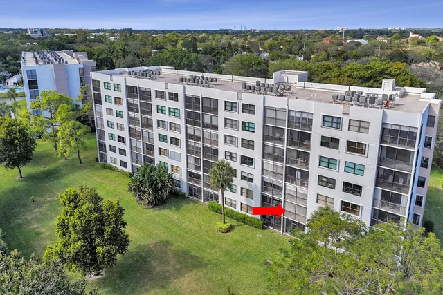 $299,000 | 6530 Boca Del Mar Drive, Unit 232, Boca Raton, FL 33433