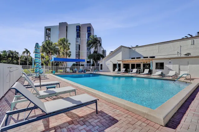 $299,000 | 6530 Boca Del Mar Drive, Unit 232, Boca Raton, FL 33433