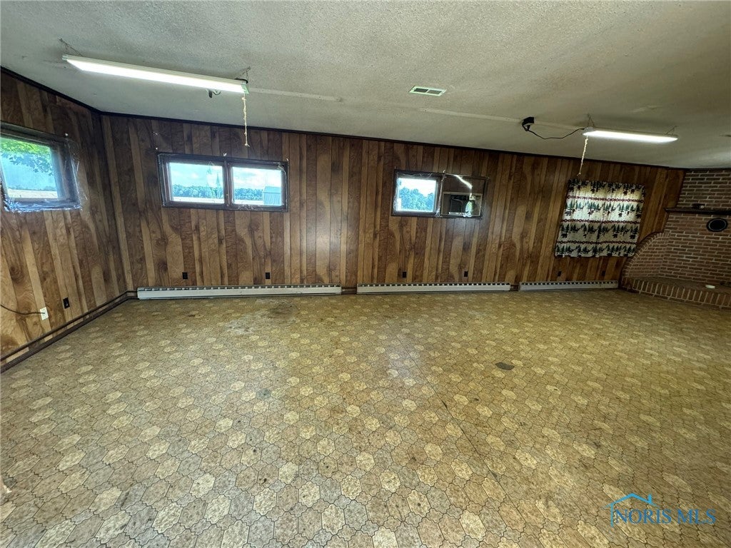 1988 County Road East Bryan, OH 43506 - Photo 20 of 24 Gallery Image 20