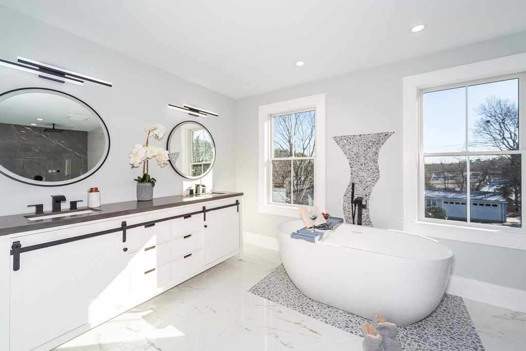 85 Peacedale Road Needham, MA 02492 - Photo 19 of 41 Gallery Image 19