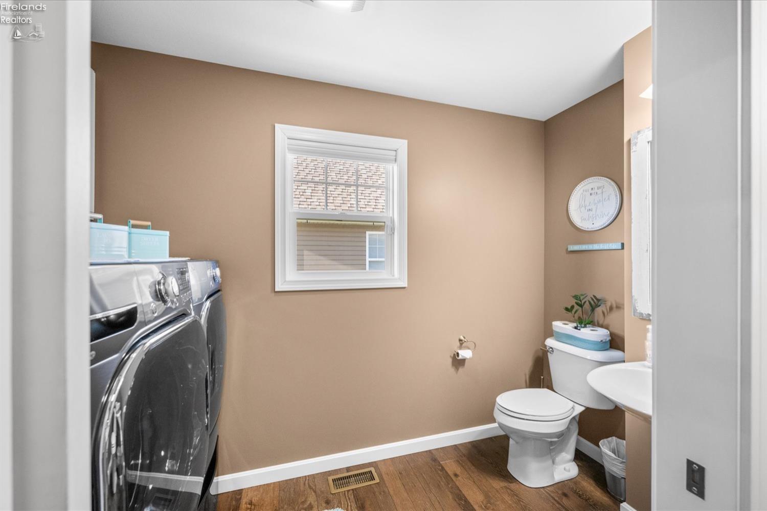 2196 East Sand Road Port Clinton, OH 43452 - Photo 20 of 52 Gallery Image 20
