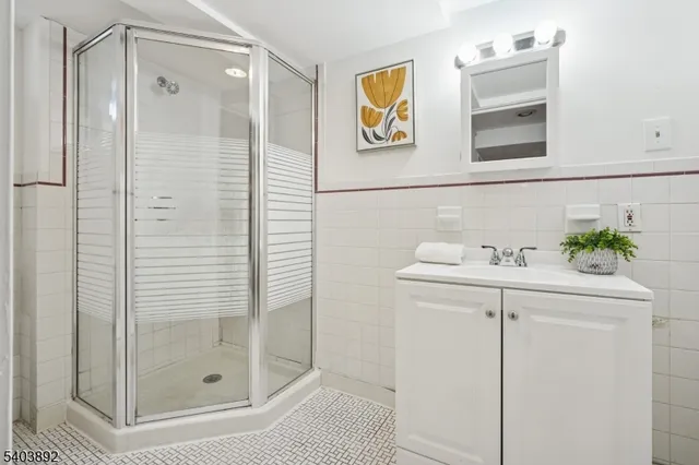 $459,000 | 26 Lafayette Avenue, East Orange, NJ 07017