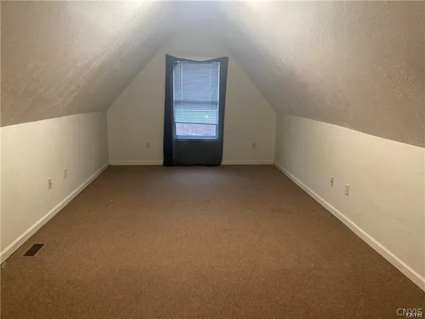 $1,200 | 311 High Street, Watertown, NY 13601