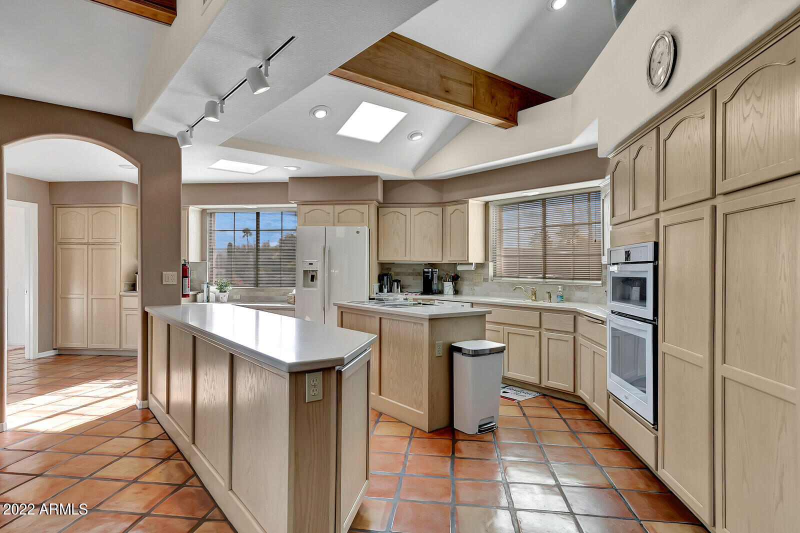 25634 North Quail Haven Drive Rio Verde, AZ 85263 - Photo 12 of 74 Large Open Kitchen