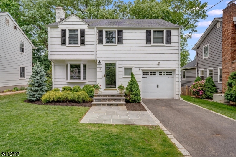 22 Essex Road Chatham, NJ 07928 - Photo 1 of 21