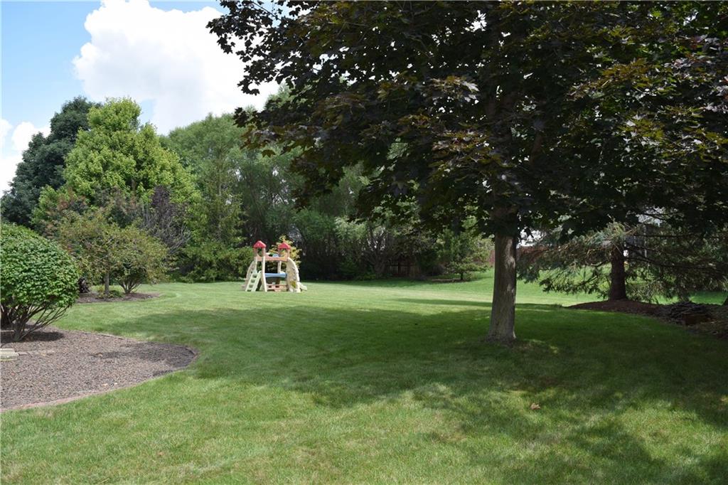 14721 Setters Road Carmel, IN 46033 - Photo 5 of 60 Gallery Image 5