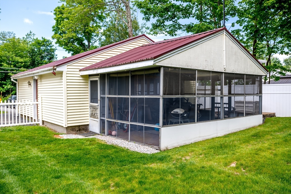 372 Franklin Road Fitchburg, MA 01420 - Photo 38 of 41