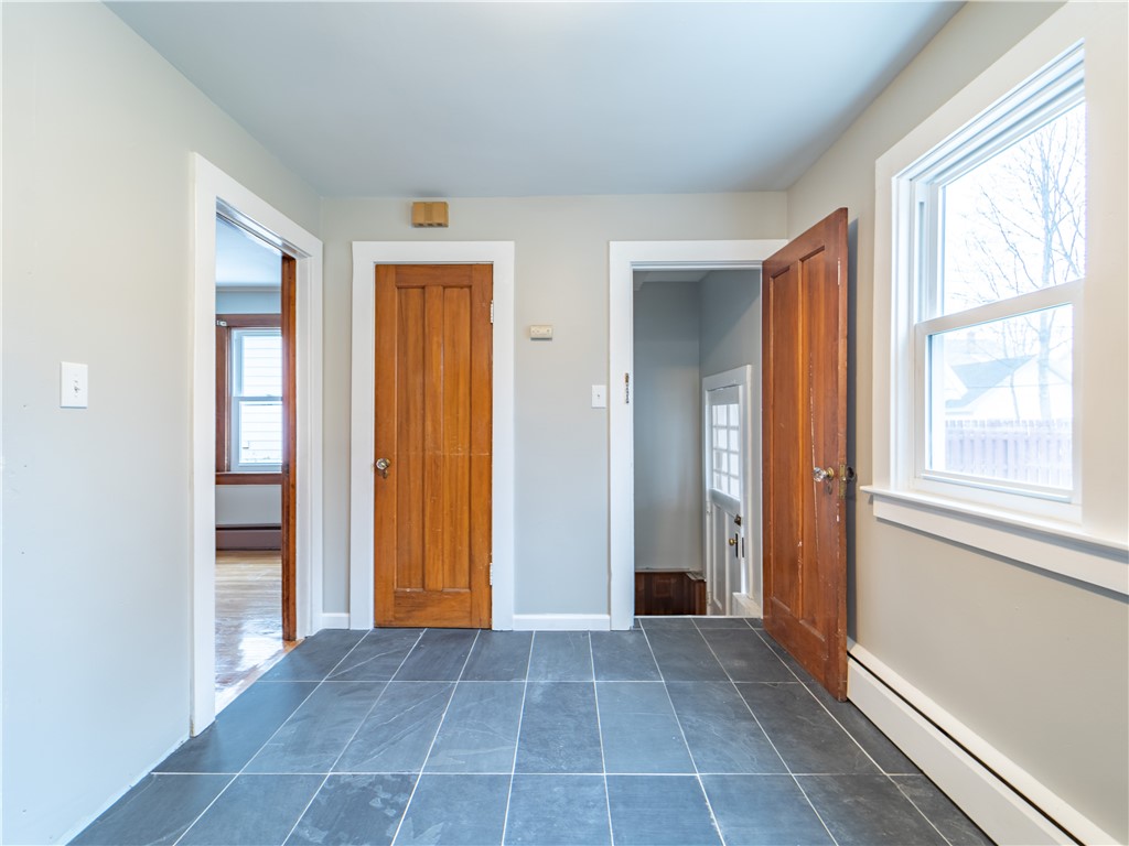 38 Elgrove Road Irondequoit, NY 14617 - Photo 8 of 26