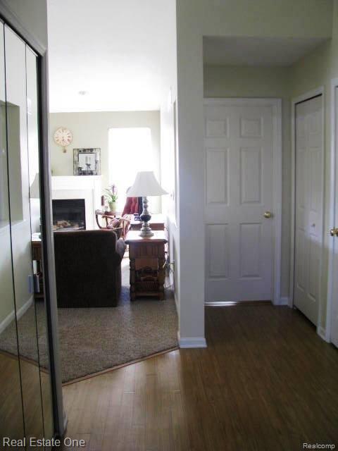 461 Lilly View Court Howell, MI 48843 - Photo 3 of 18 HILL 206.JPG