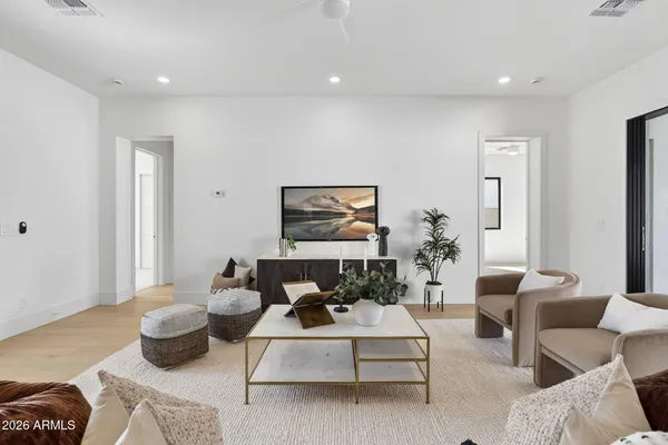 $1,095,999 | 6818 North 13th Street, Phoenix, AZ 85014