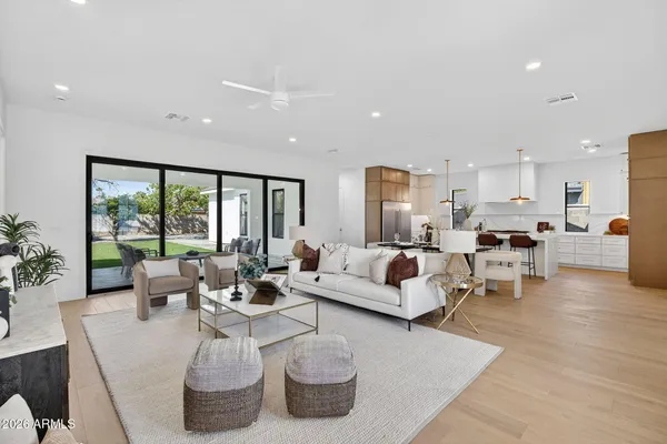 $1,095,999 | 6818 North 13th Street, Phoenix, AZ 85014