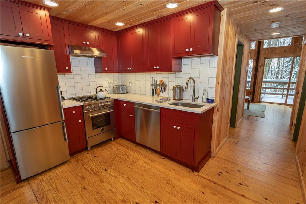 136 Demount Road Somerset, PA 15501 - Photo 9 of 29 Gallery Image 9