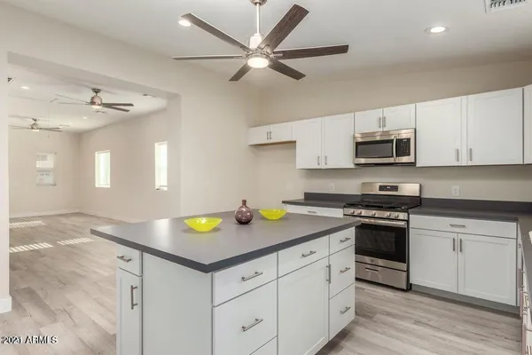 $2,000 | 814 South 1st Avenue, Phoenix, AZ 85003