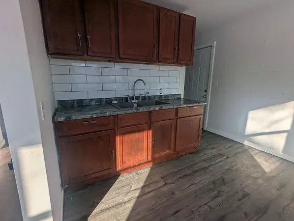 $99,900 | 3304 Sheffer Avenue, Lansing, MI 48906