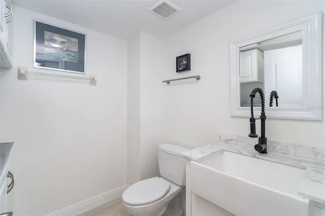 $825,000 | 50 Meredith Drive, Unit 9, Englewood, FL 34223