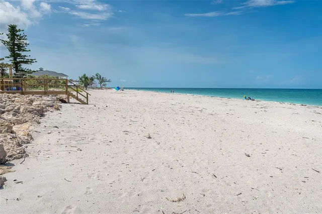 $825,000 | 50 Meredith Drive, Unit 9, Englewood, FL 34223