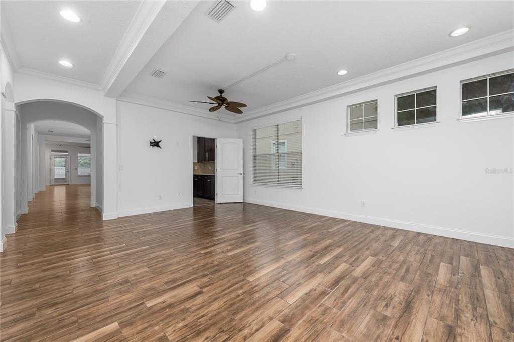 12936 Droxford Road Windermere, FL 34786 - Photo 4 of 28